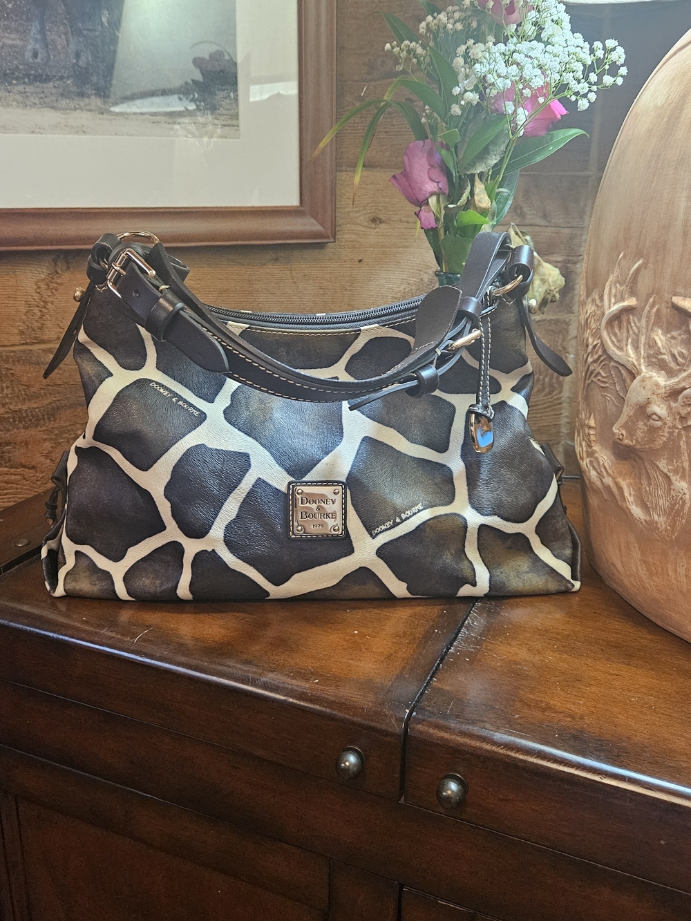 Vintage Dooney & Bourke Black and Cream Giraffe-Print Shoulder Bag - Picture 1 of 7